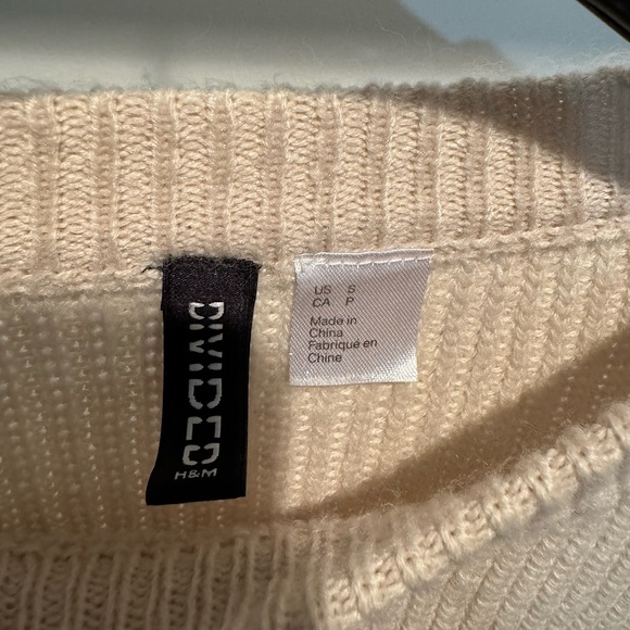 H&M Small Womens Sweater - Picture 3 of 3